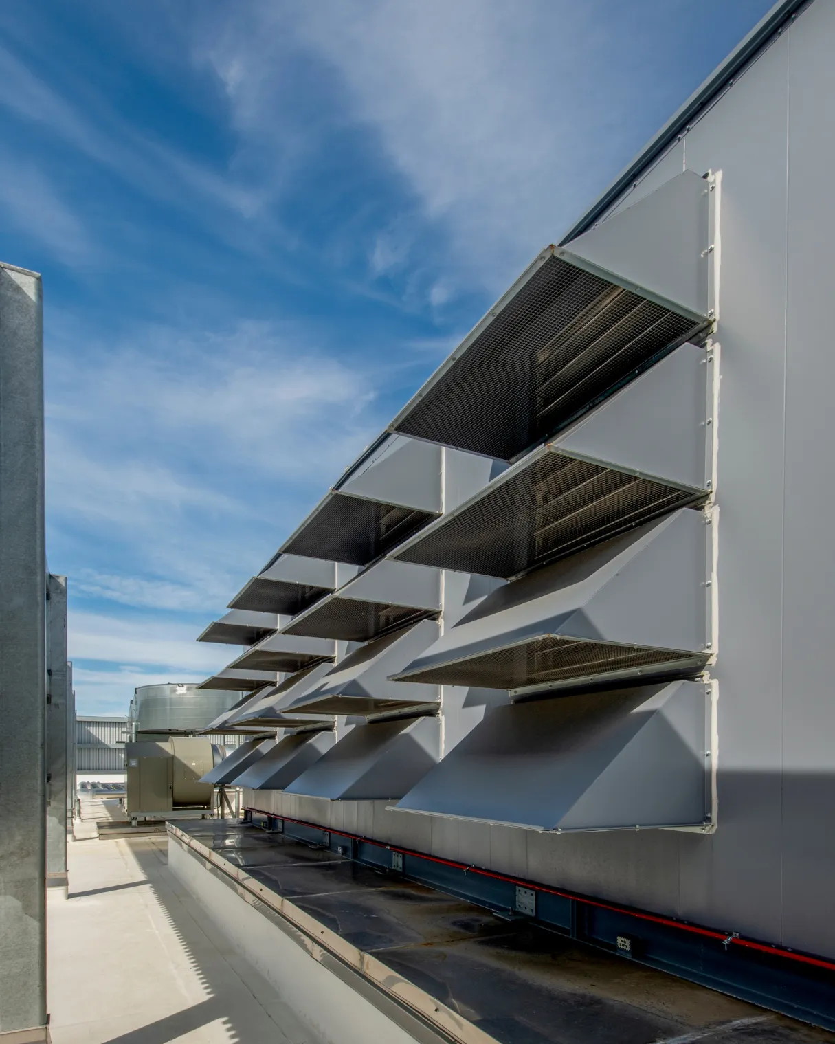 Shan international HVAC Rooftop Image